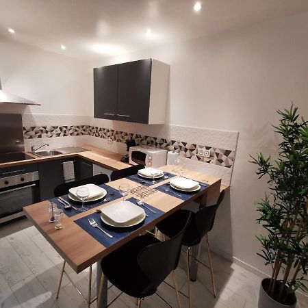Appartement Cosy Entierement Equipe 洛特河畔的维伦纽夫 外观 照片